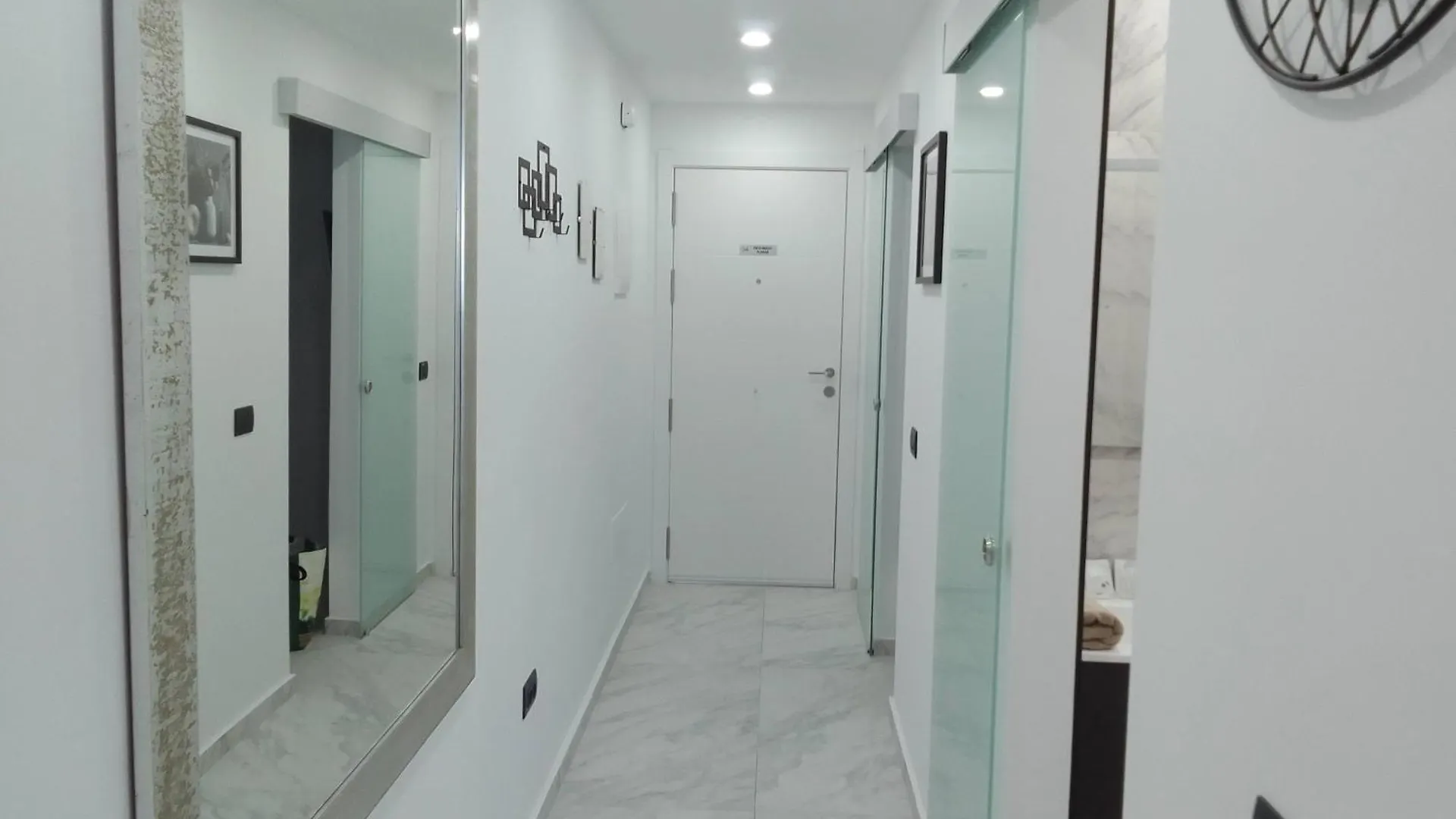 شقة House Grace Parque San Eugenio أذيخي
